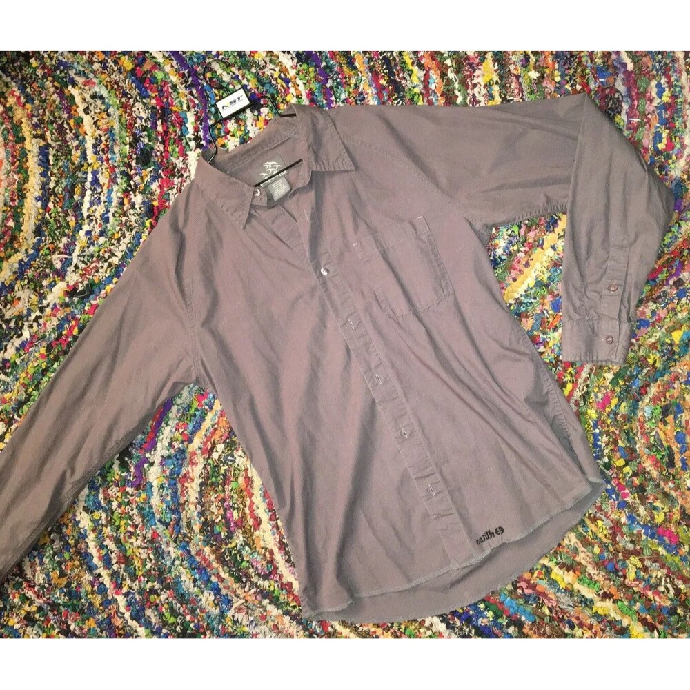 RARE Mens Vintage PLANET EARTH Skateboard Shirt Grey ButtonUp MEDIUM Long Sleeve